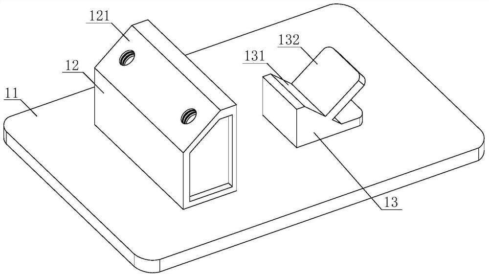 Photocatalyst storage device with UV strong light protection mechanism