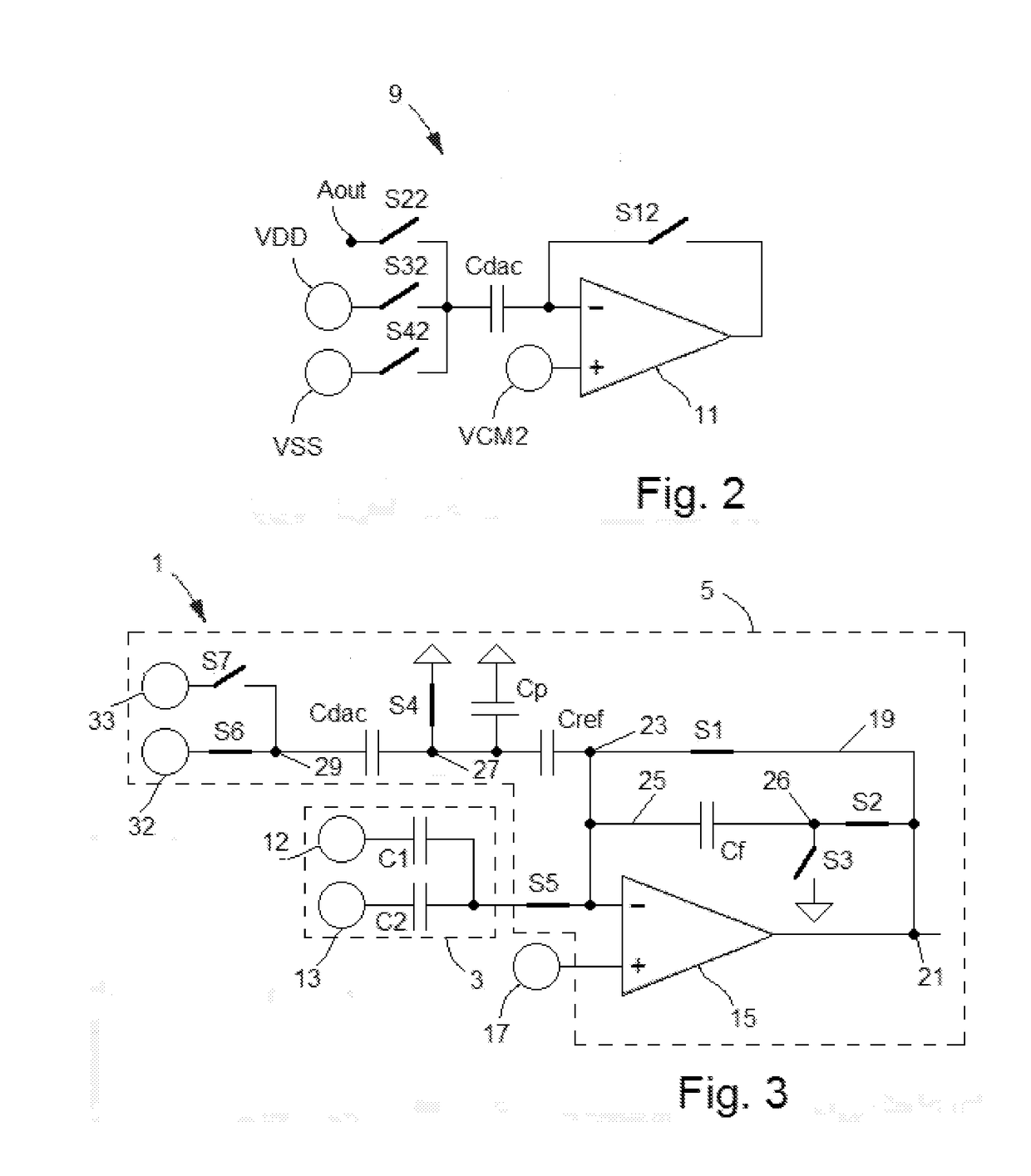Interface circuit for a capacitive accelerometer sensor