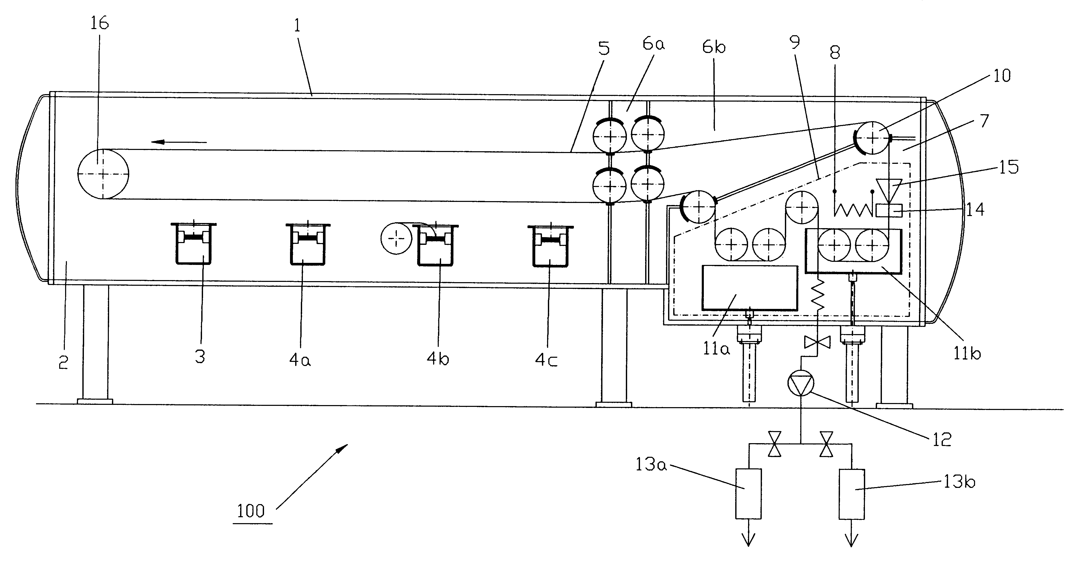 Apparatus and method for producing plane-parallel flakes
