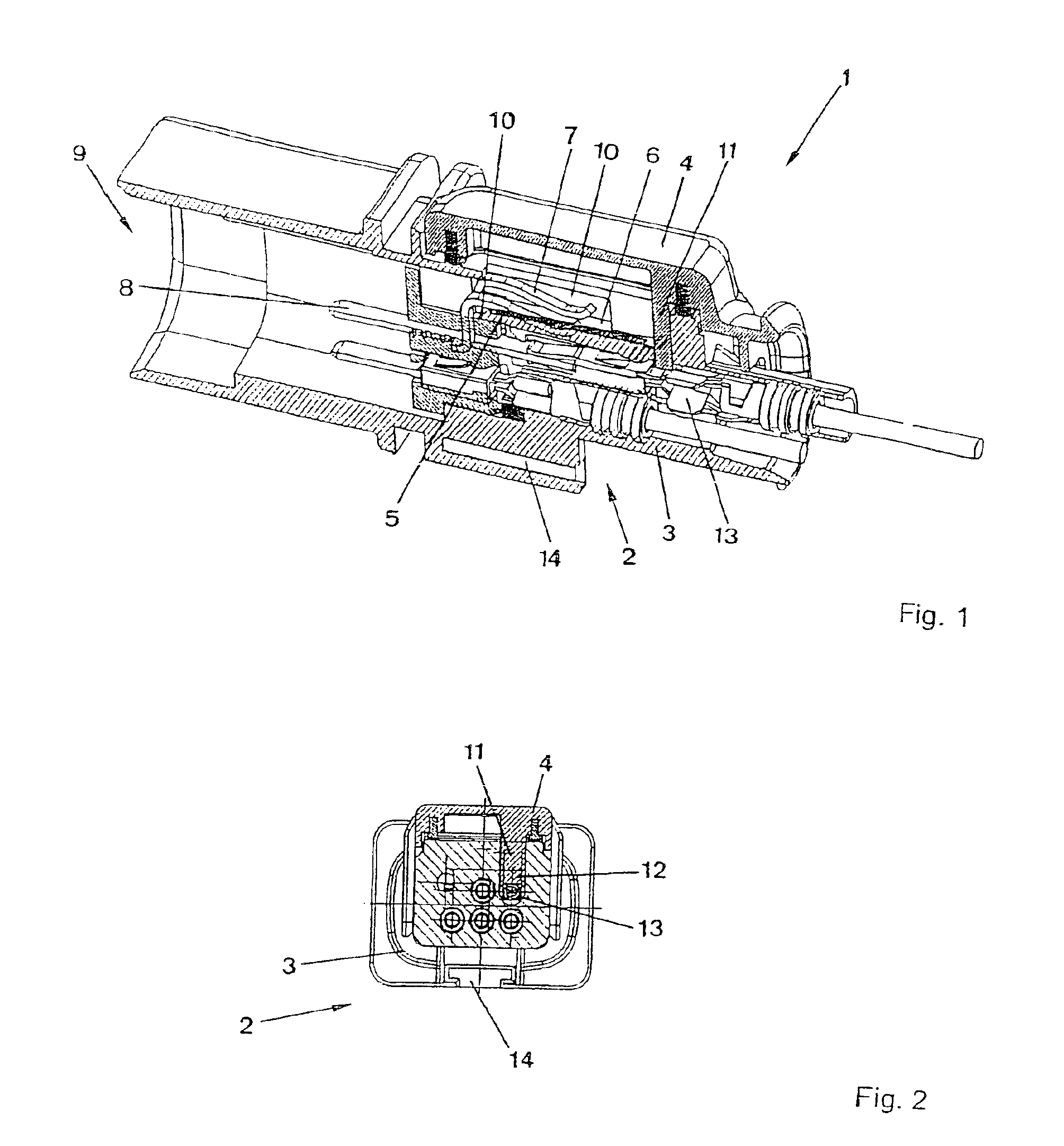 Compact coupler plug, particularly for a planar broadband lambda probe, having an integrated secondary locking