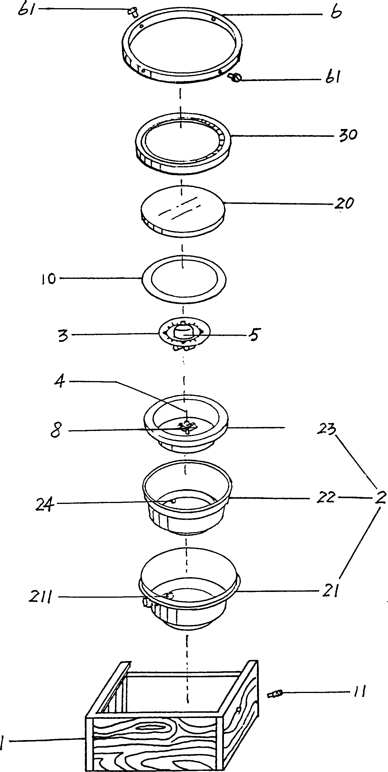 Automatic liquid feeding air discharge magnetic compass