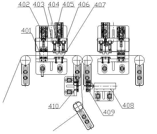 Three-dimensional punching mechanism and punching method of disposable sanitary material