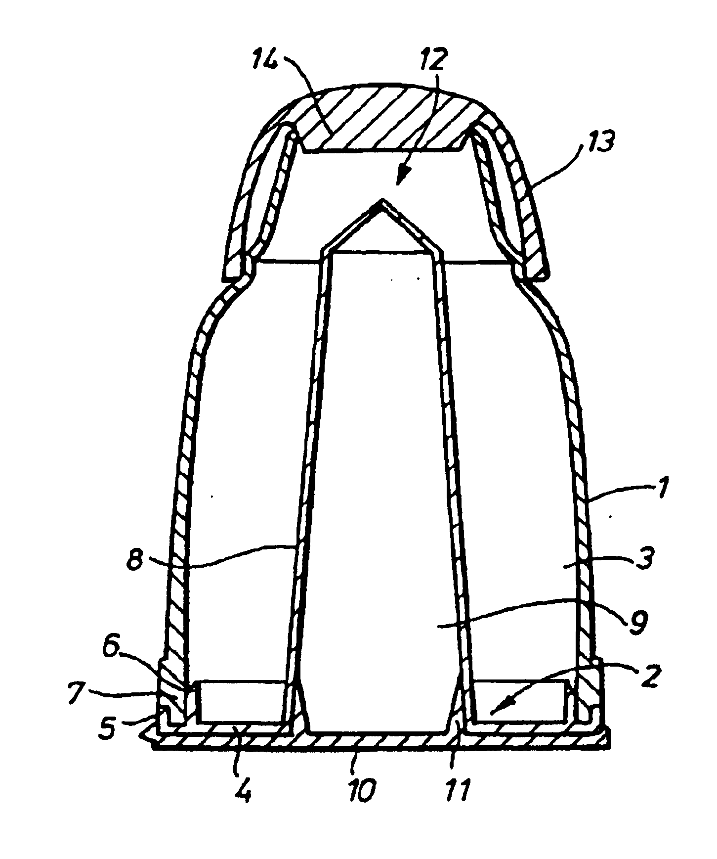 Container for dispensing a heated fluid