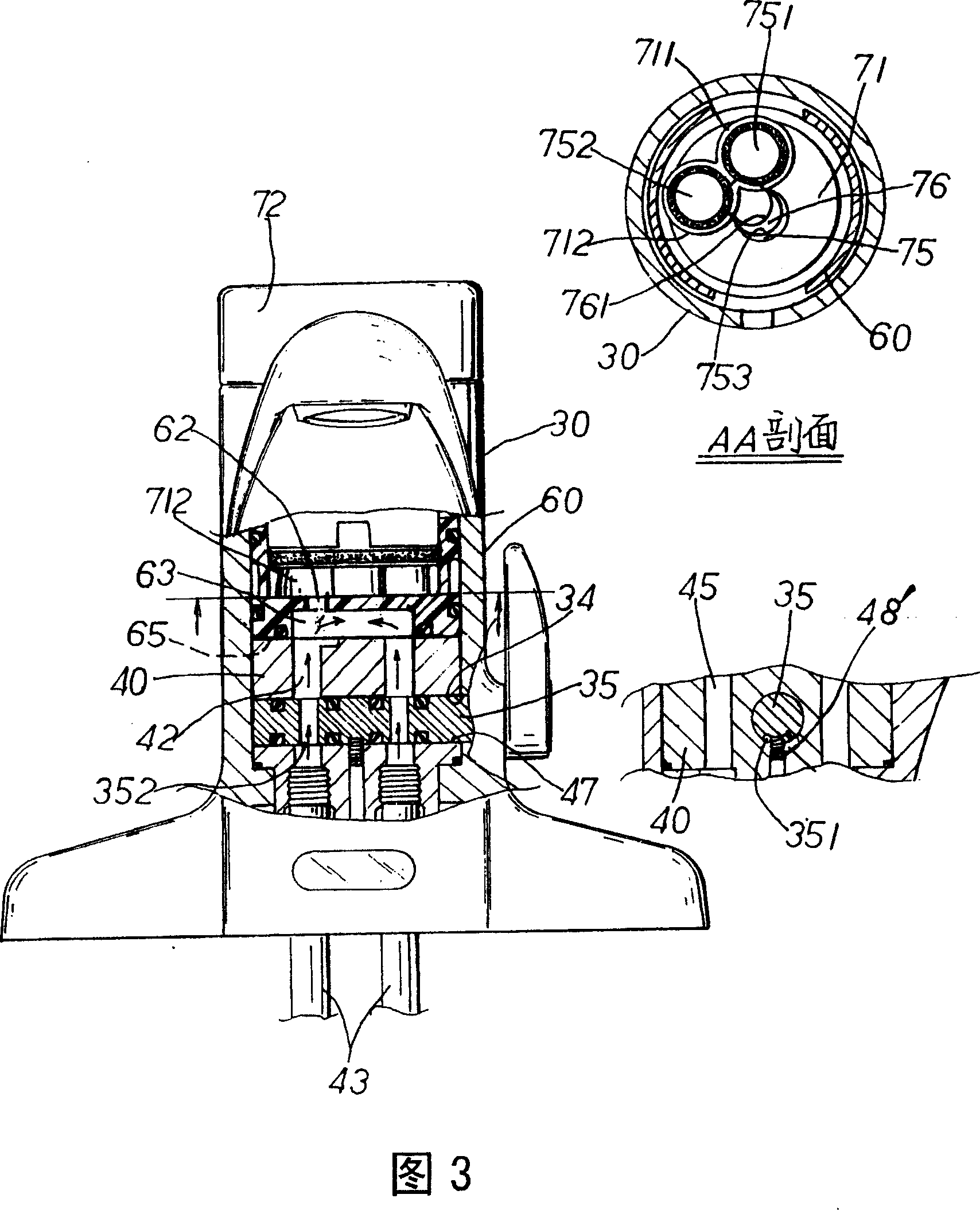 Manual water outlet control structure with cold-hot hybrid inductive tap