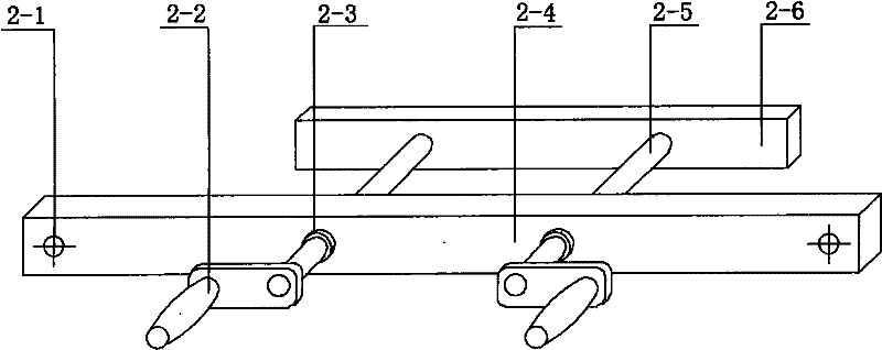Fixing device for template of cast-in-place reinforced concrete column