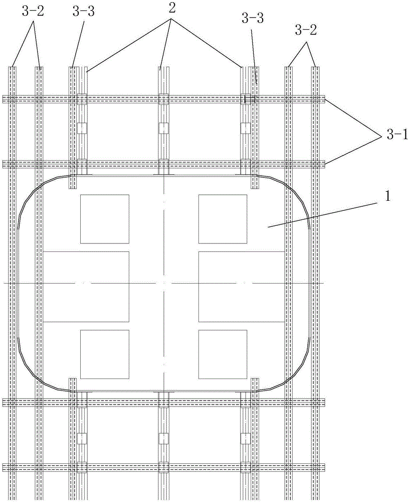 Construction method for long-span continuous beam neighboring existing lines