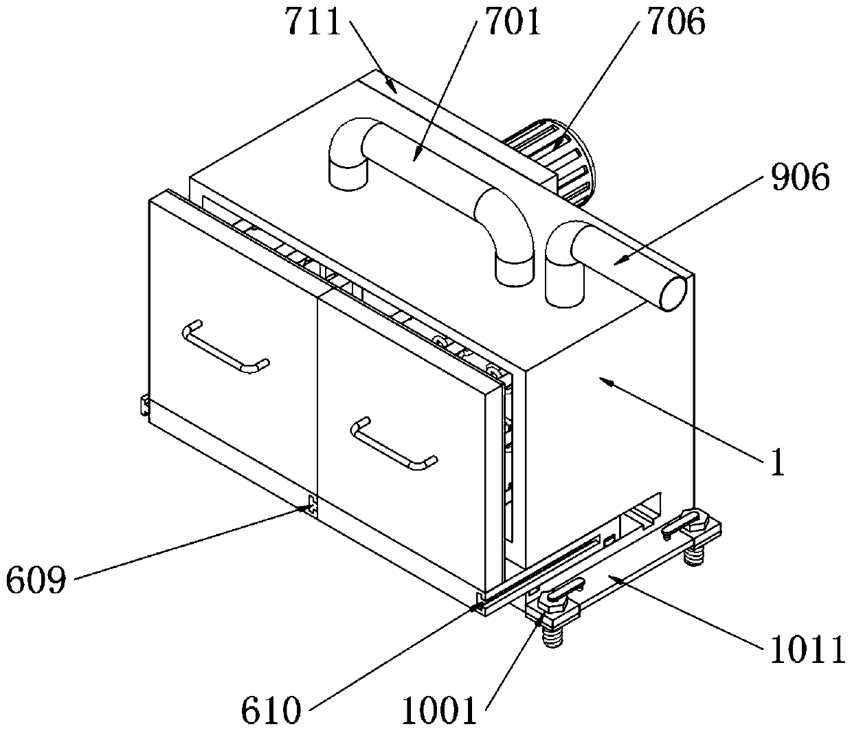 Efficient surface treatment device and heat treatment method for metal pieces