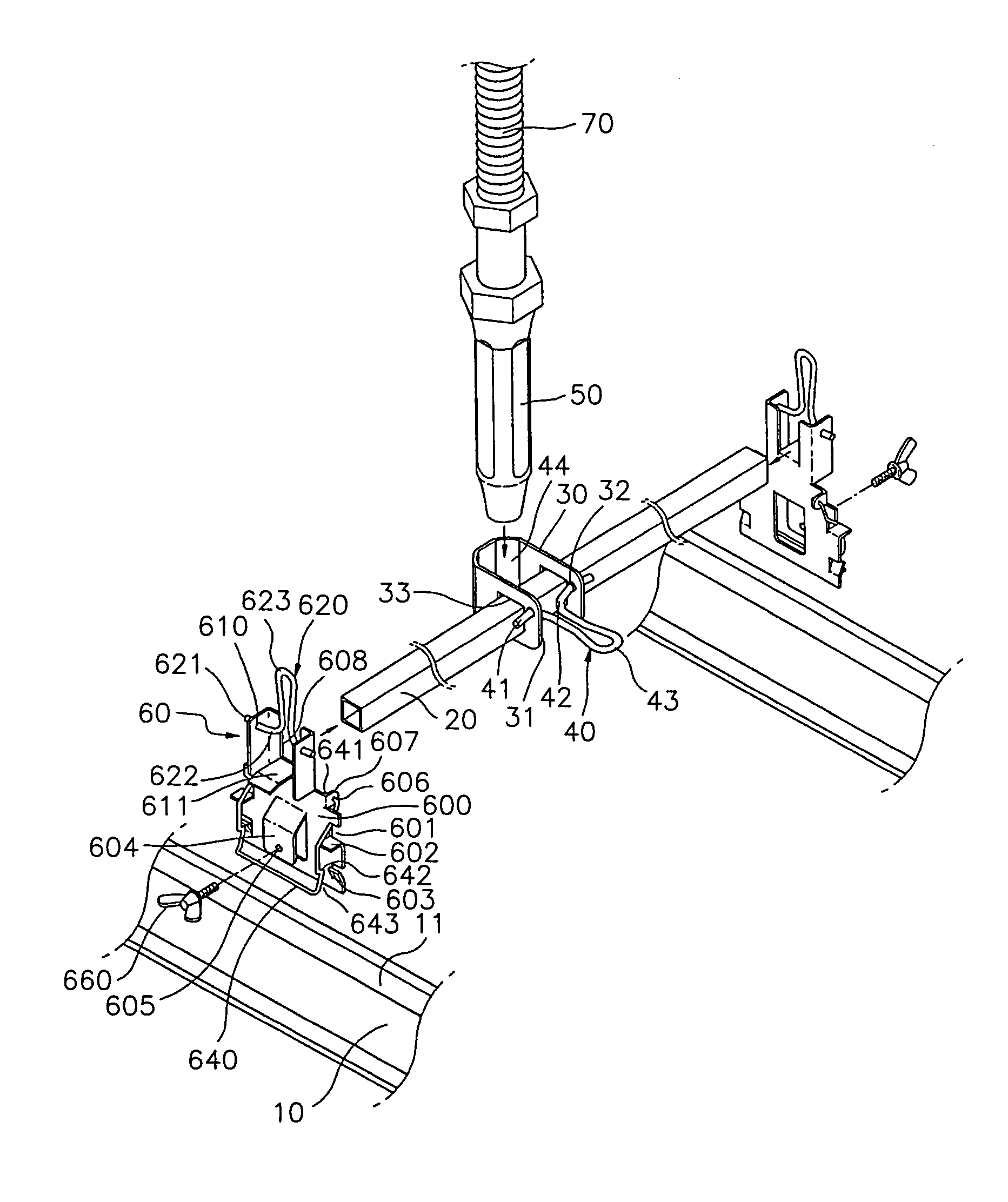 Stock bar and T-bar coupling structure for mounting sprinkler
