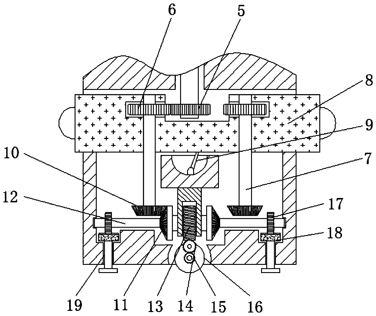 Self-moving type cable deicing device utilizing wind power transmission