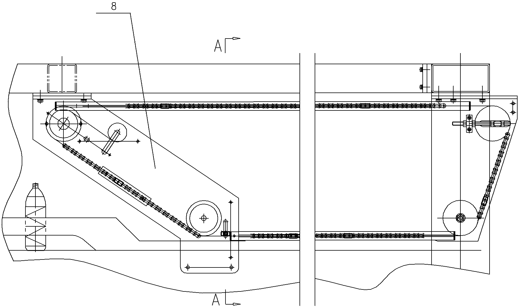 Overload protecting structure of material pushing mechanism