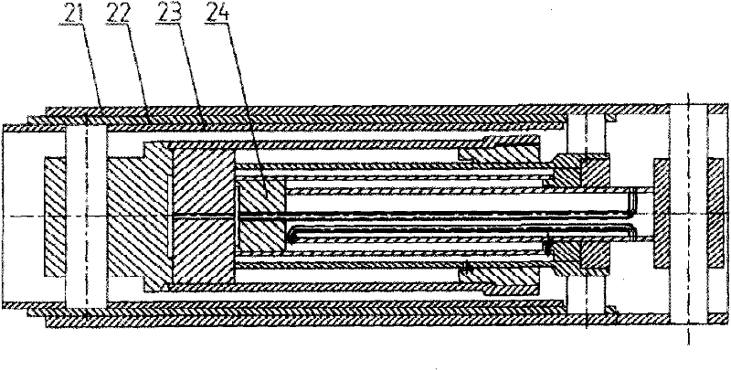 Movable type engineering machine and support leg device thereof