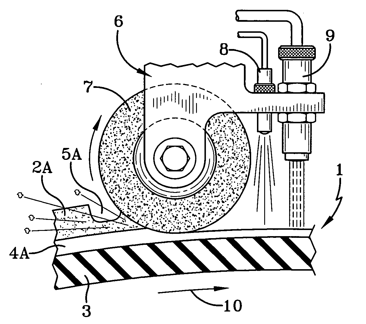 Tire with detectable carcass cushion layer and use thereof to facilitate tire carcass retreading