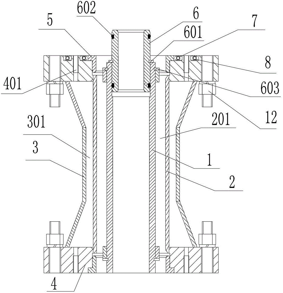 Power transmission device for submersible pump and power transmission pipe thereof