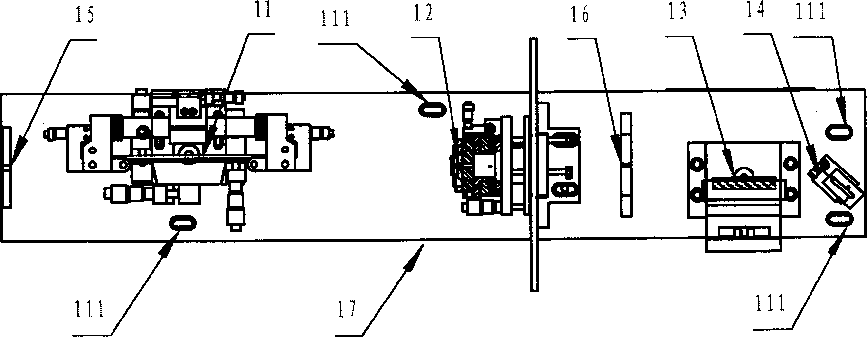 Glancing incidence flat field spectrometer