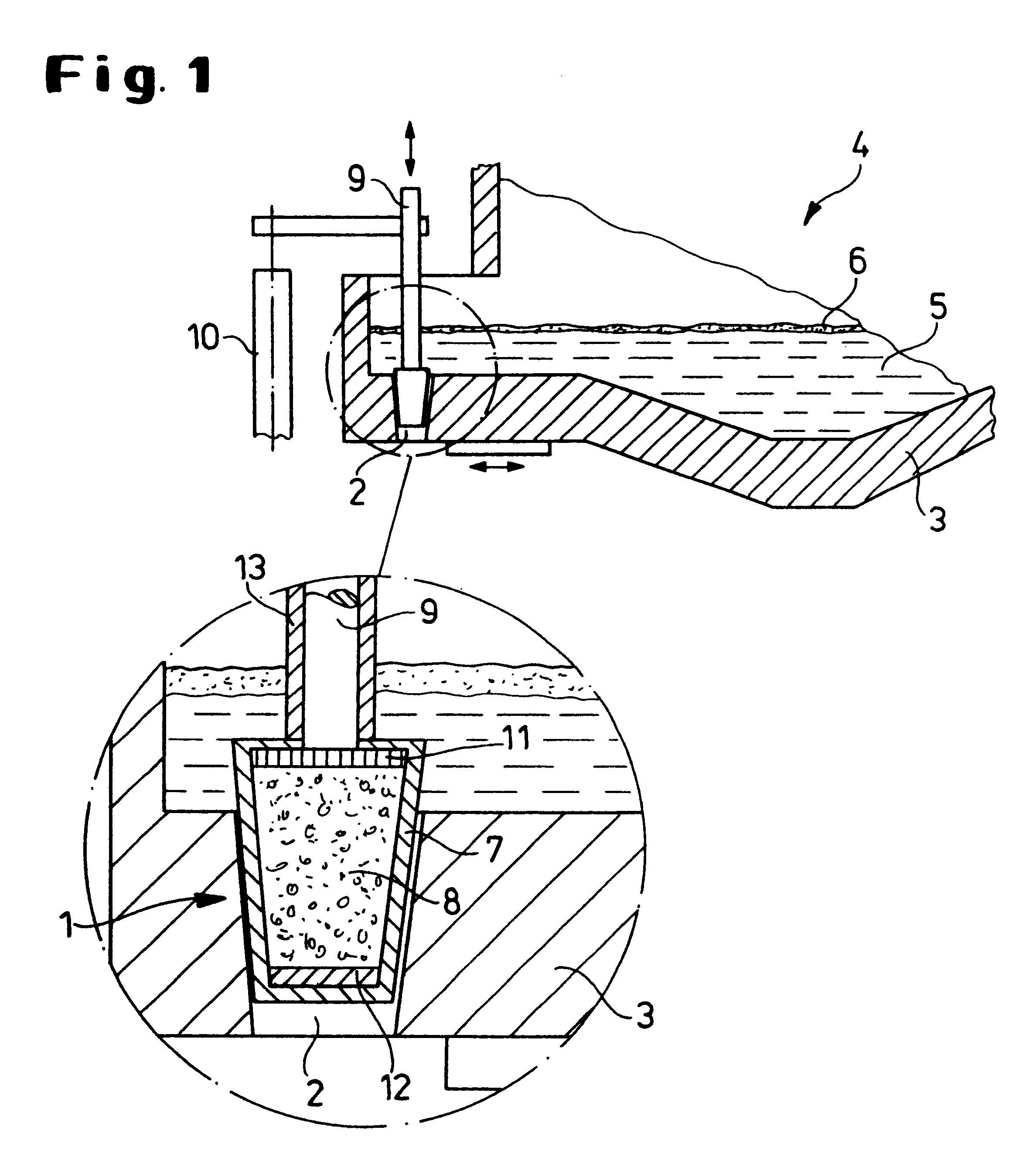Method and device for sealing a tap hole in metallurgical containers