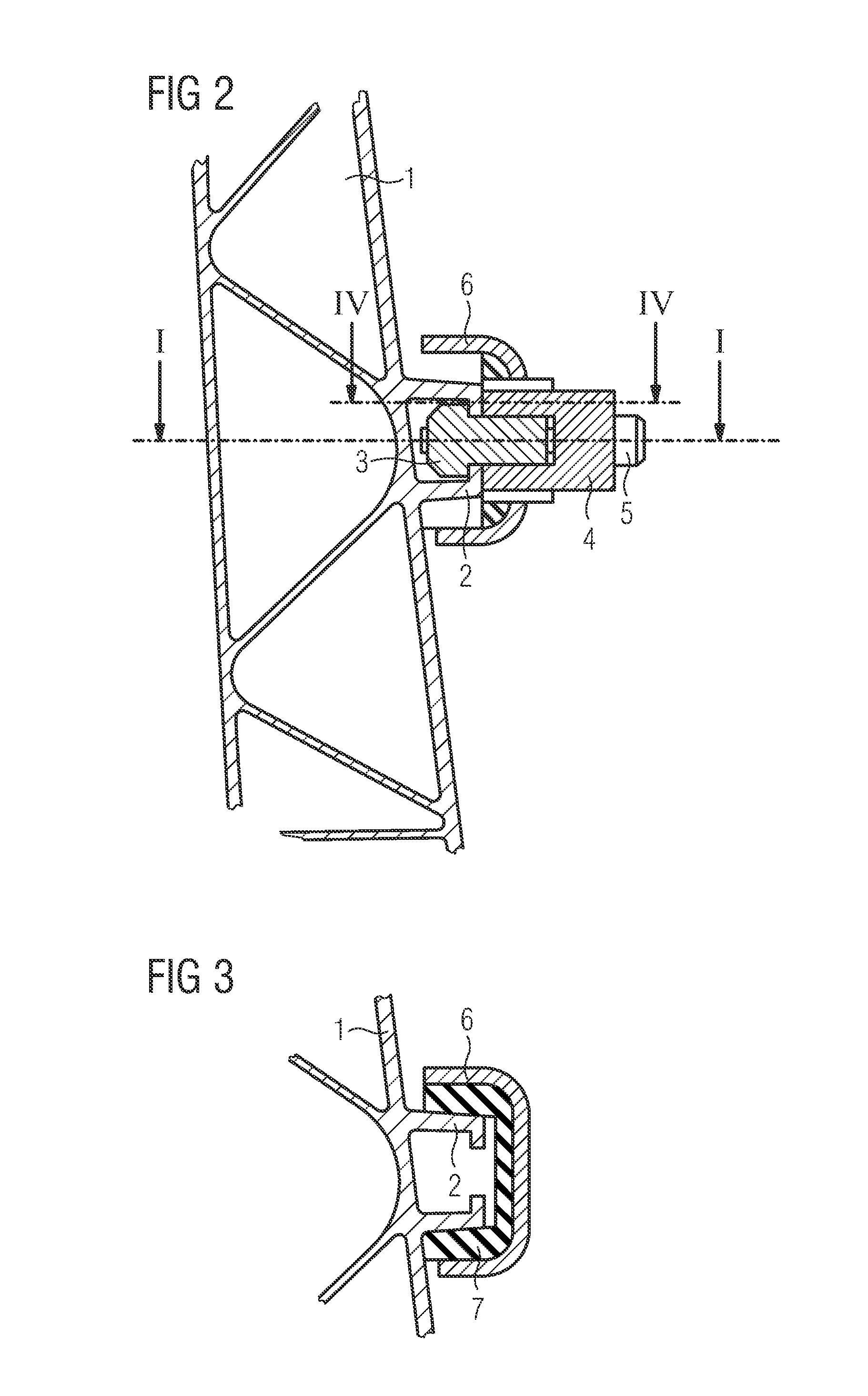 Fastening arrangement for a wall-supported and floor-supported element of an interior fitting of a vehicle