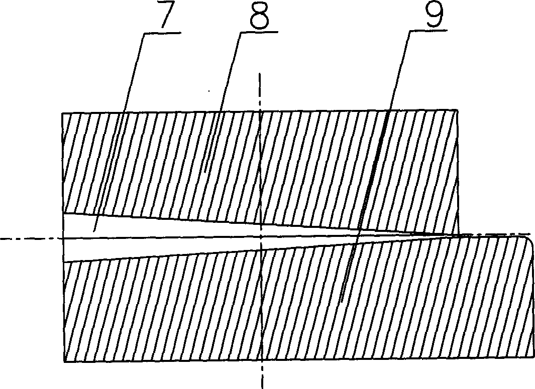 Method for mfg. isolation structure of poly imide film supercondeccting strip material and apparatus thereof