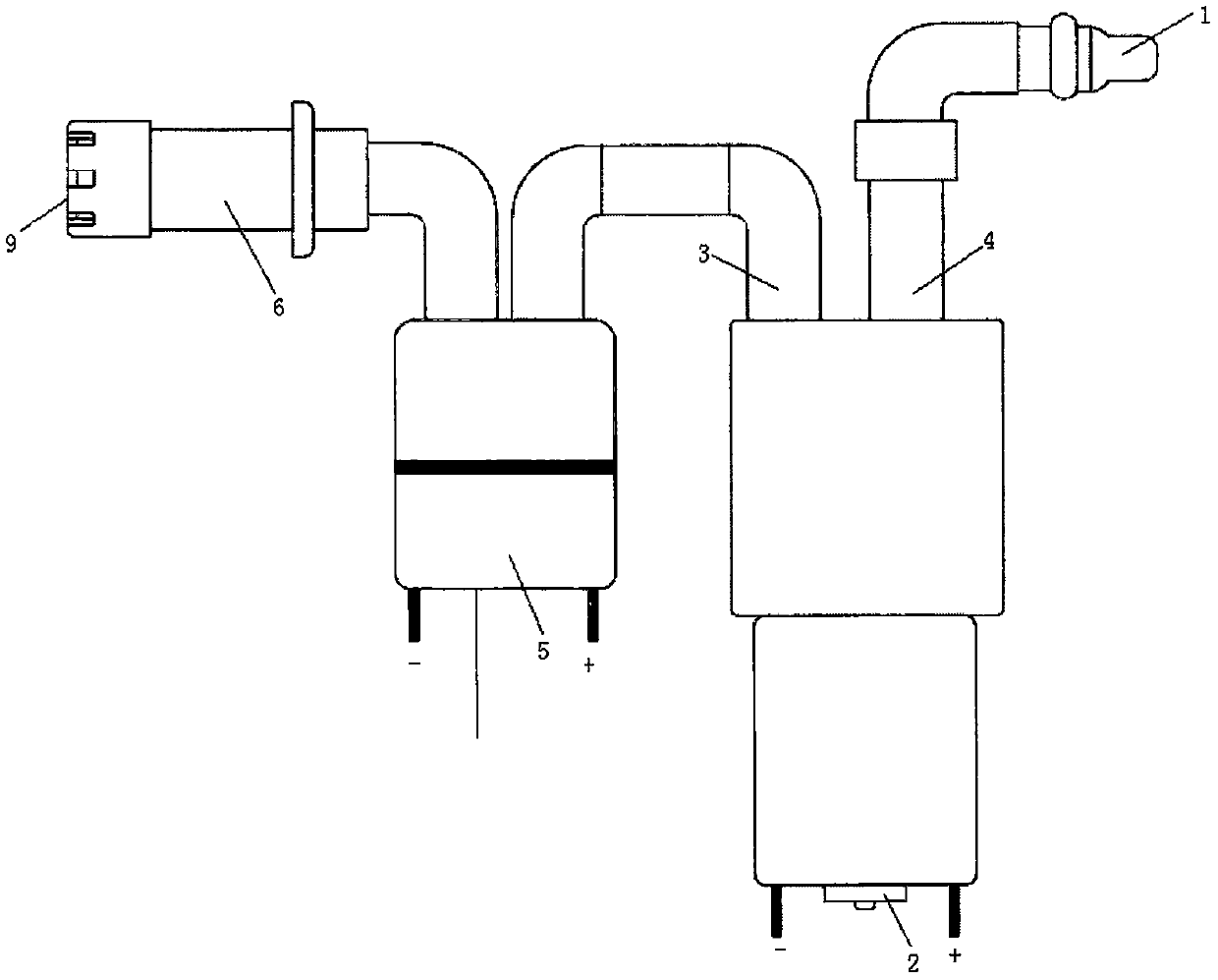Full-automatic water adding device