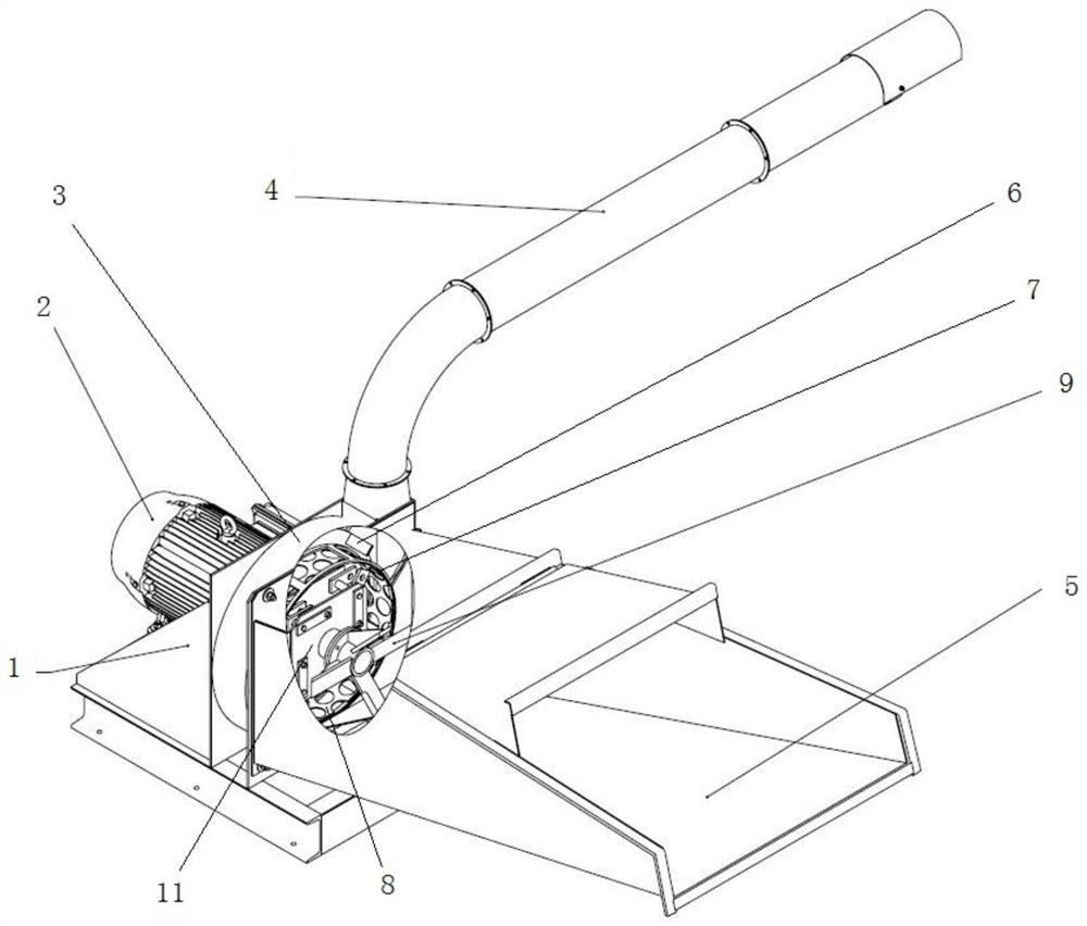Square bundle straw crusher capable of achieving blending cutting and beating secondary crushing
