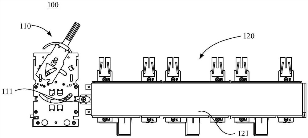 Combined isolating switch