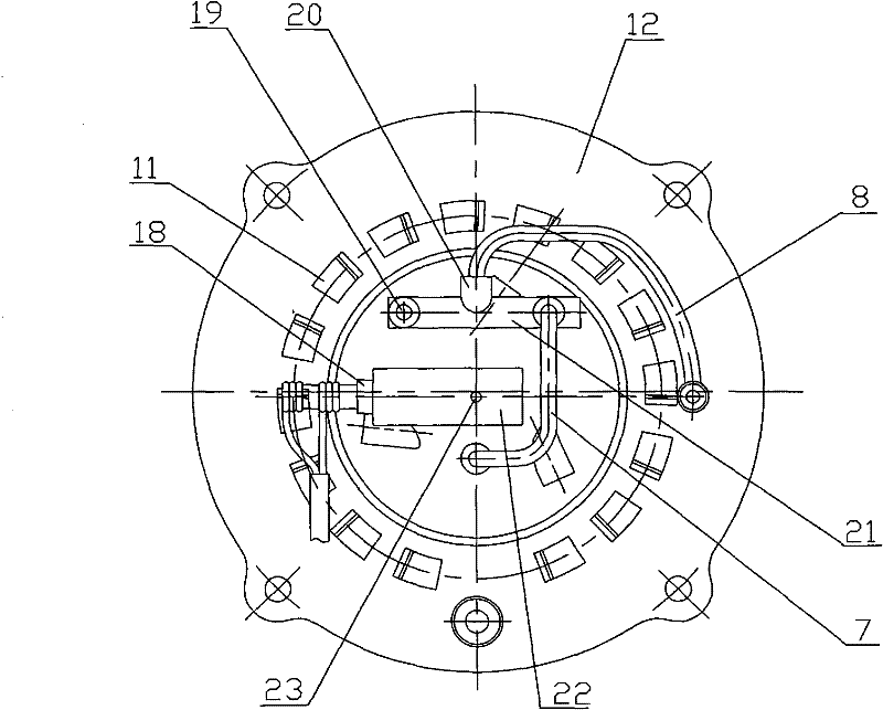 Combustor for fuel oil heater supplied with oil at multiple points