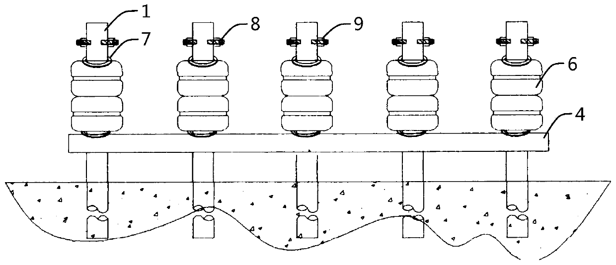 Construction method of a rotating anti-collision traffic guardrail