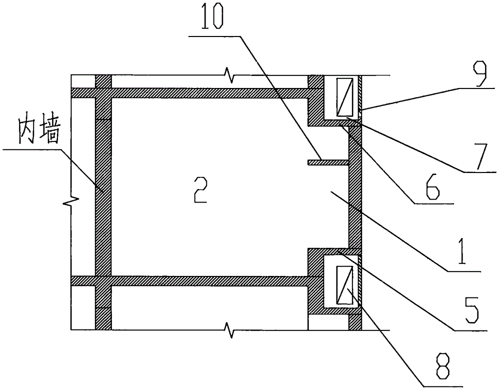 Raised niche for providing enlarged space of residential building and application thereof