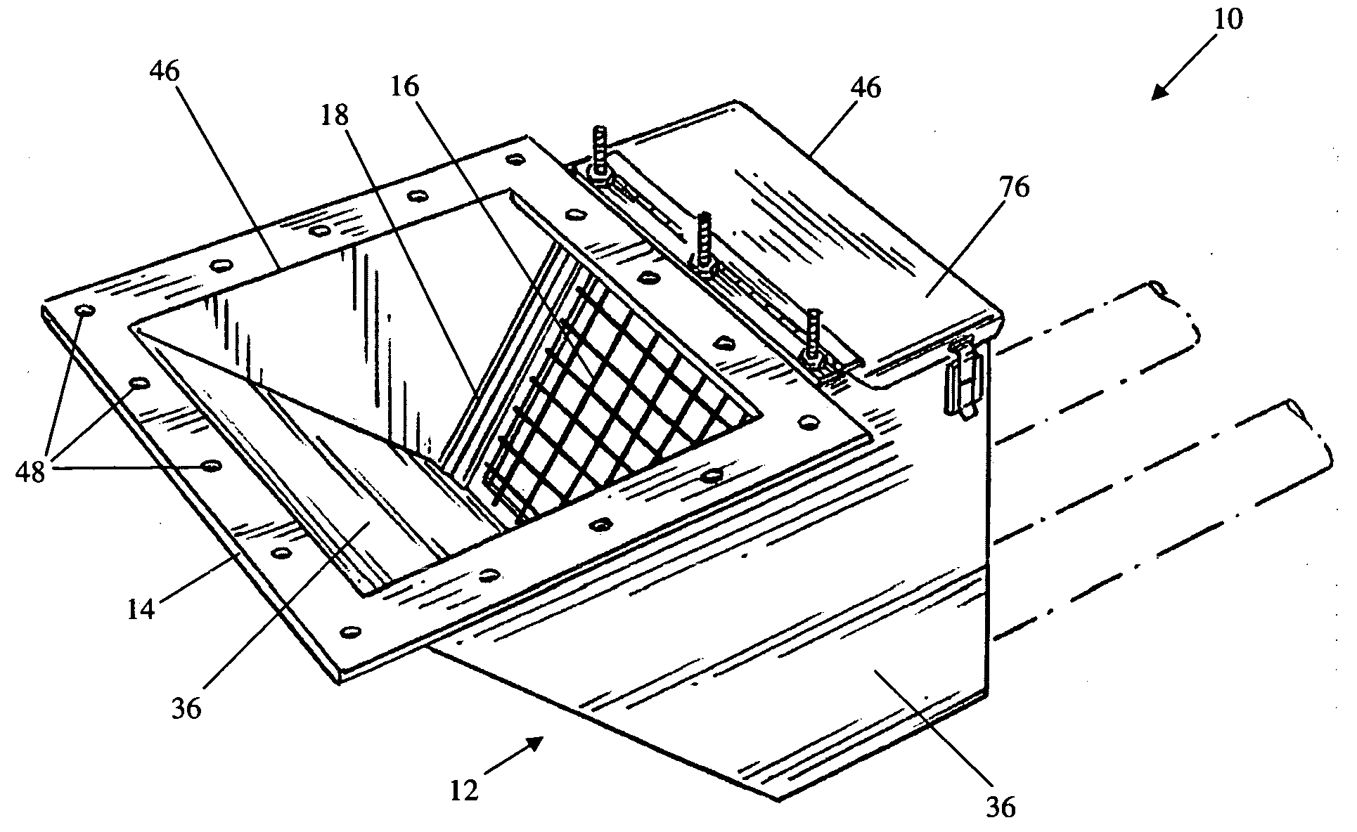 Filtering flow box for mounting to a silo