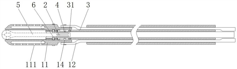 A closed locking device suitable for surgical electrodes and using method thereof