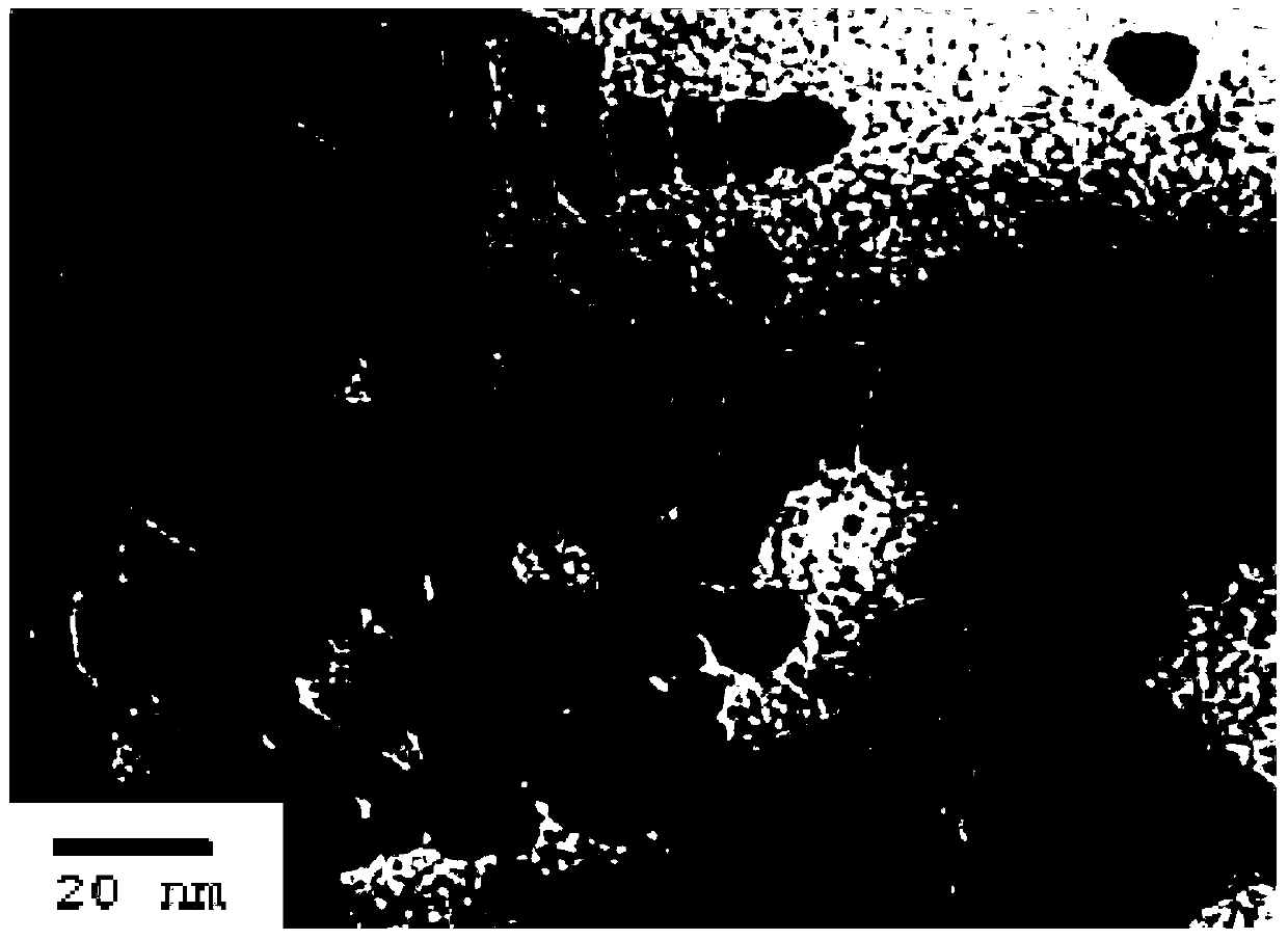 Method for continuous preparation of triangular silver nanoparticles with controllable arrangement