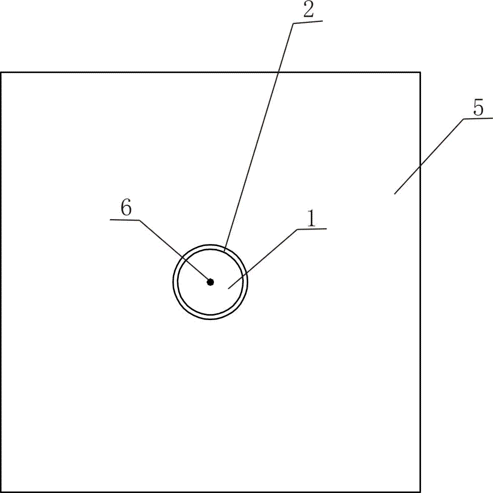 A cylindrical forced centering observation pier and its embedding method