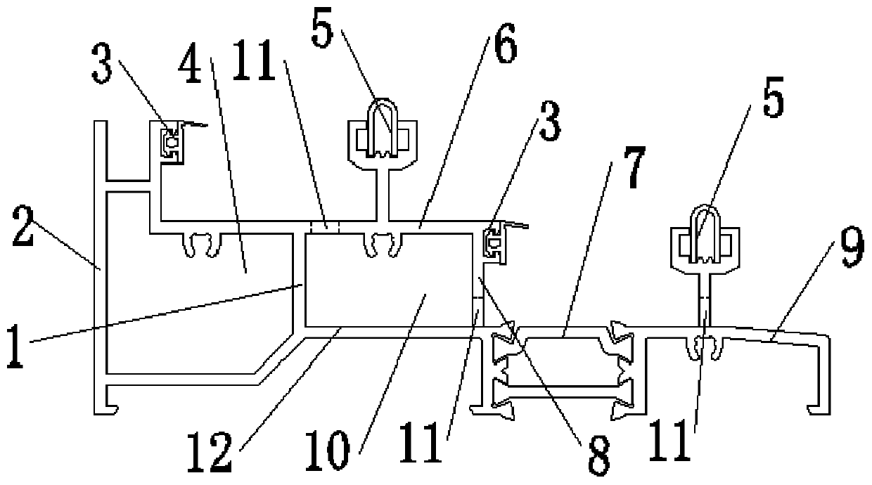 Multichannel sealing overall circuitous water discharging sliding window