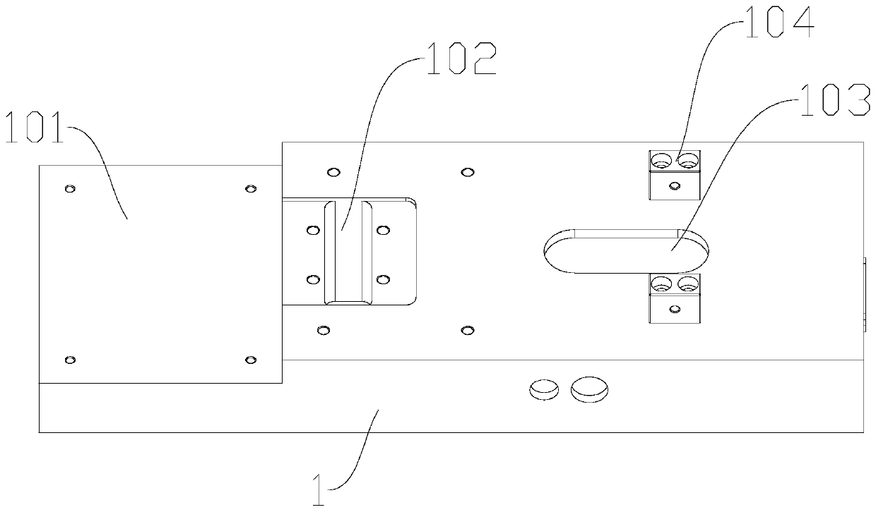 Ultrasonic welding device applied to vapor chamber and tailless sealing technology thereof
