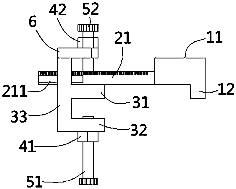 Improved positioning datum plate on woodworking sawing machine