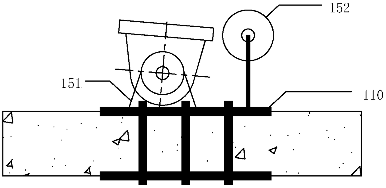 Hoisting device and hoisting method