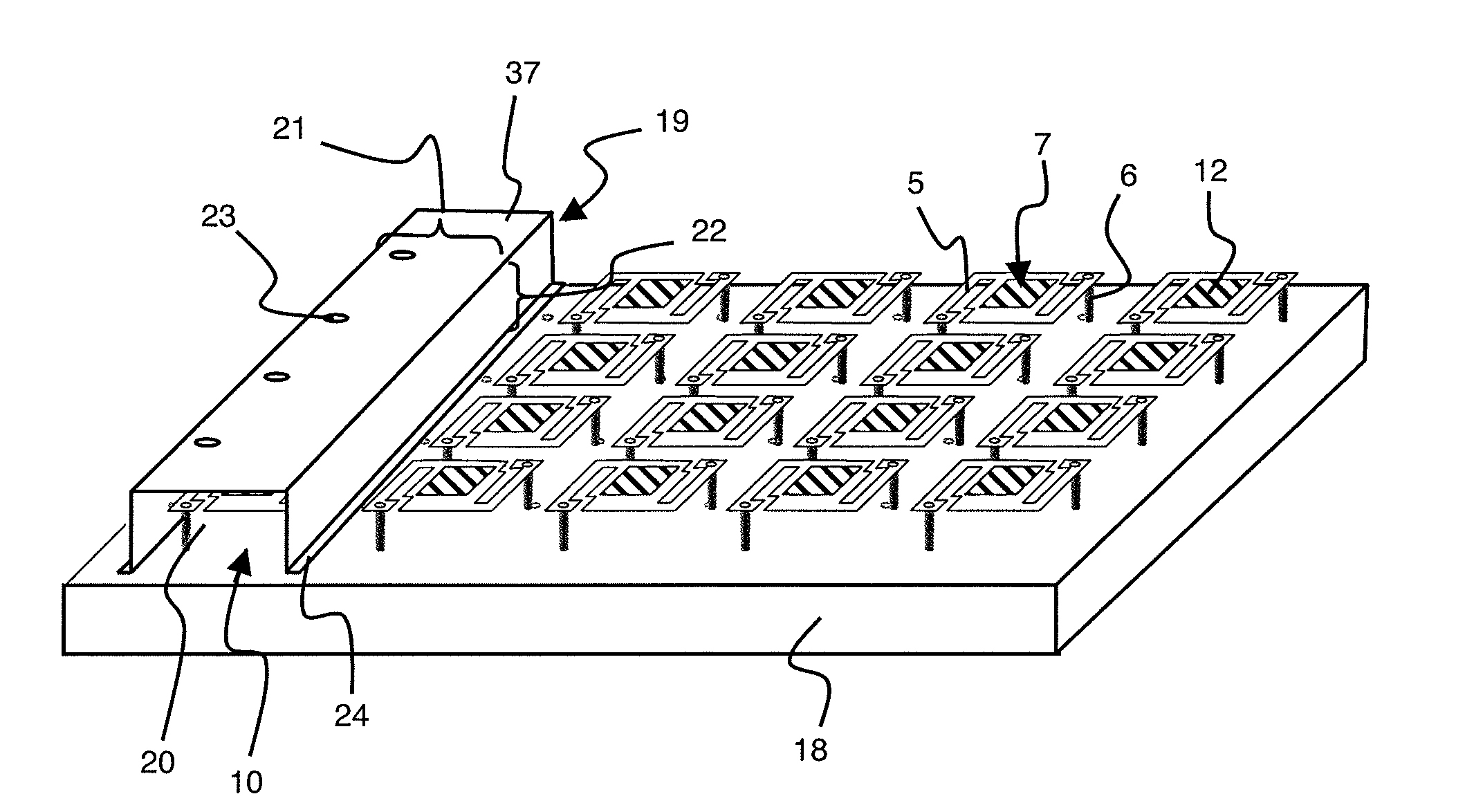 Device for detecting an electromagnetic radiation