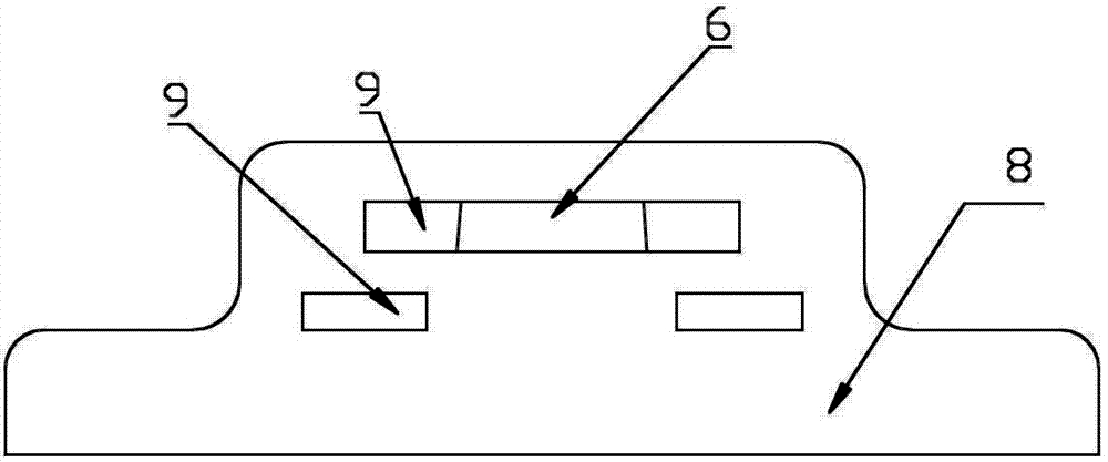 Extractor hood with function of reducing vibration and noise