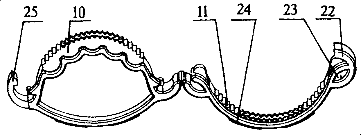 Clip cutter with display for umbilical cord