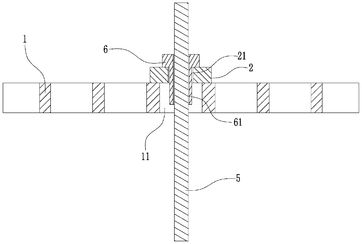 Steel bar anchoring device for anchor pile method detection