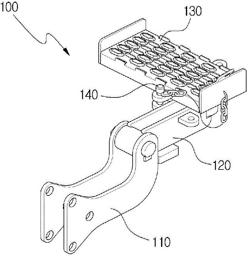 Foldable step for construction vehicle, and construction vehicle provided with such a step