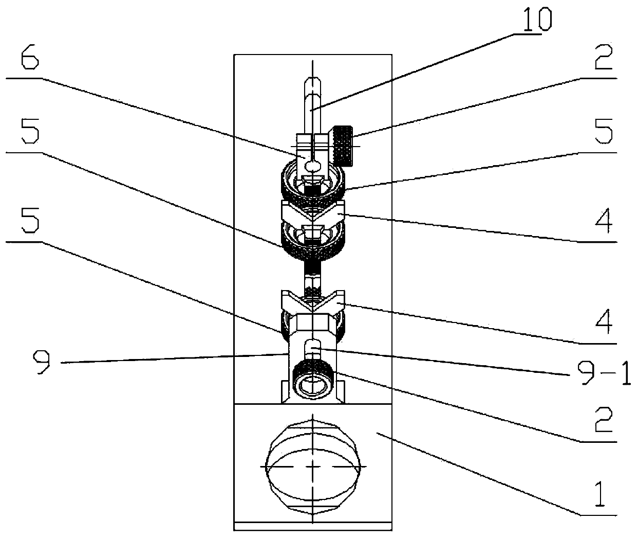 A device for measuring the variation of bolt length and its application method