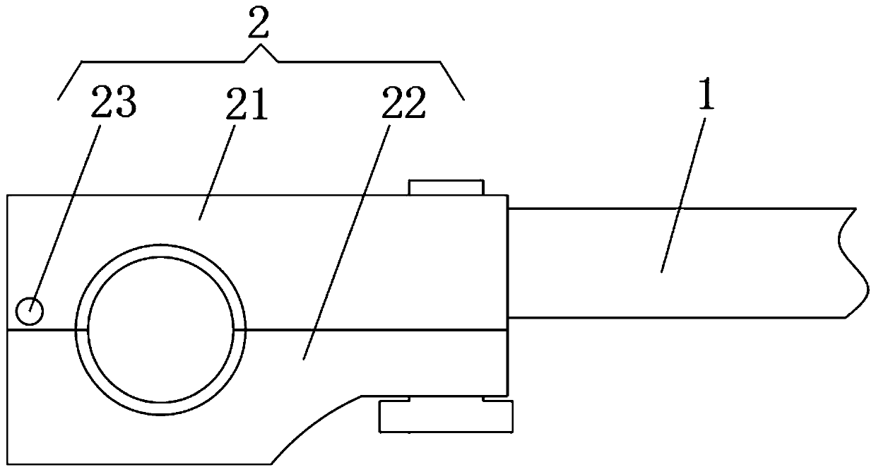 A wire clip for spacer rods for splitting wires on an empty frame