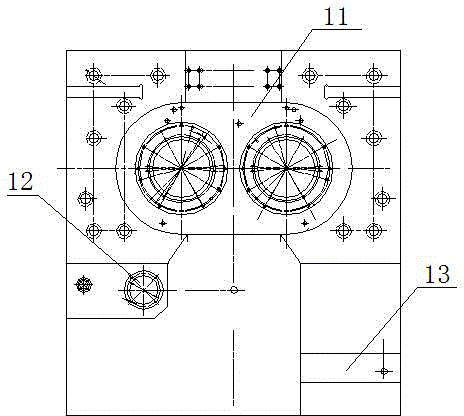 Novel landing-type integral side support of internal mixer