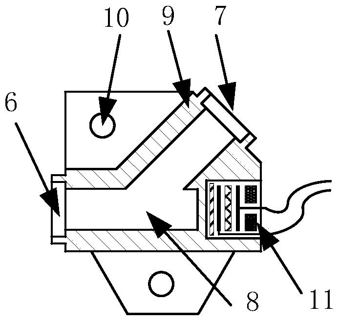 Ultrasonic transducer installation structure and ultrasonic flowmeter