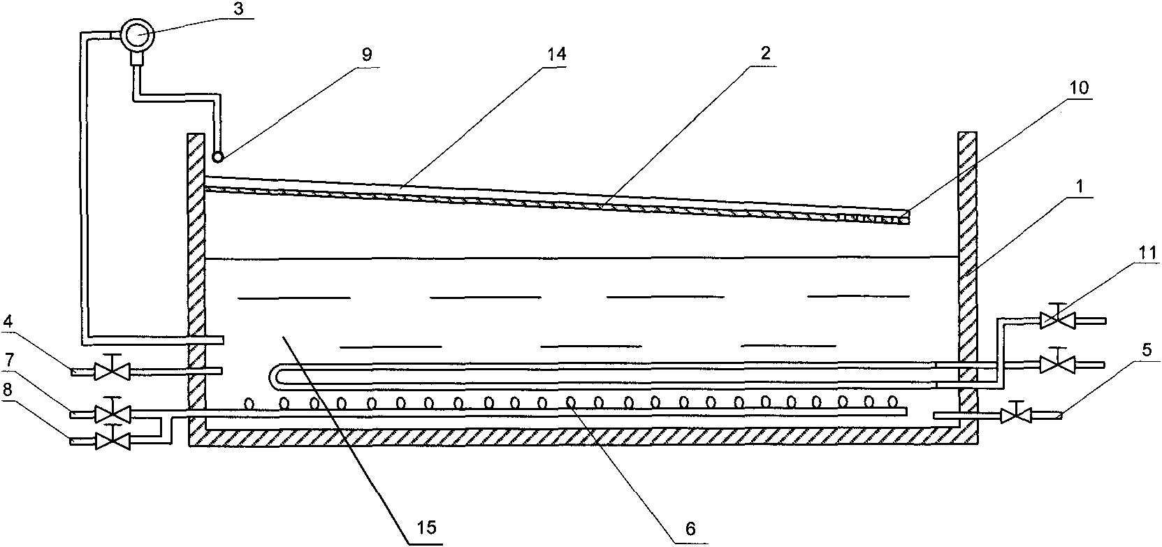 Device for culturing microalgae