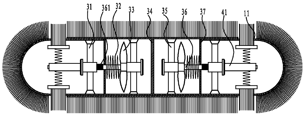 Deformable roller for cleaning hopper of light van