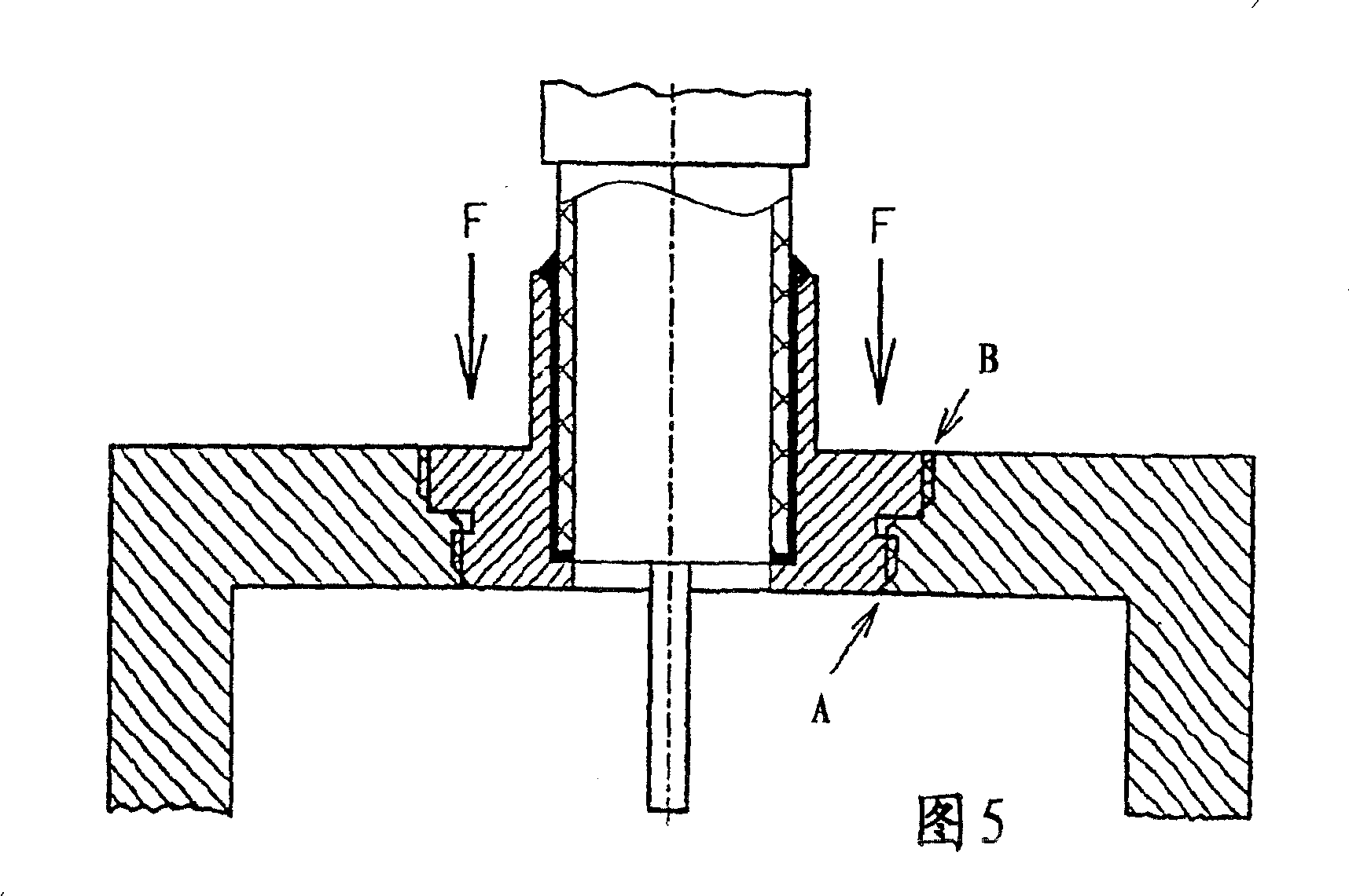 Electrical connection device, especially for connecting an outer conductor of a coaxial cable