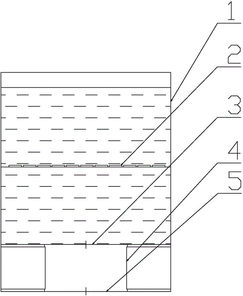 Method and device for turning over bamboo chips used for summer sleeping mat