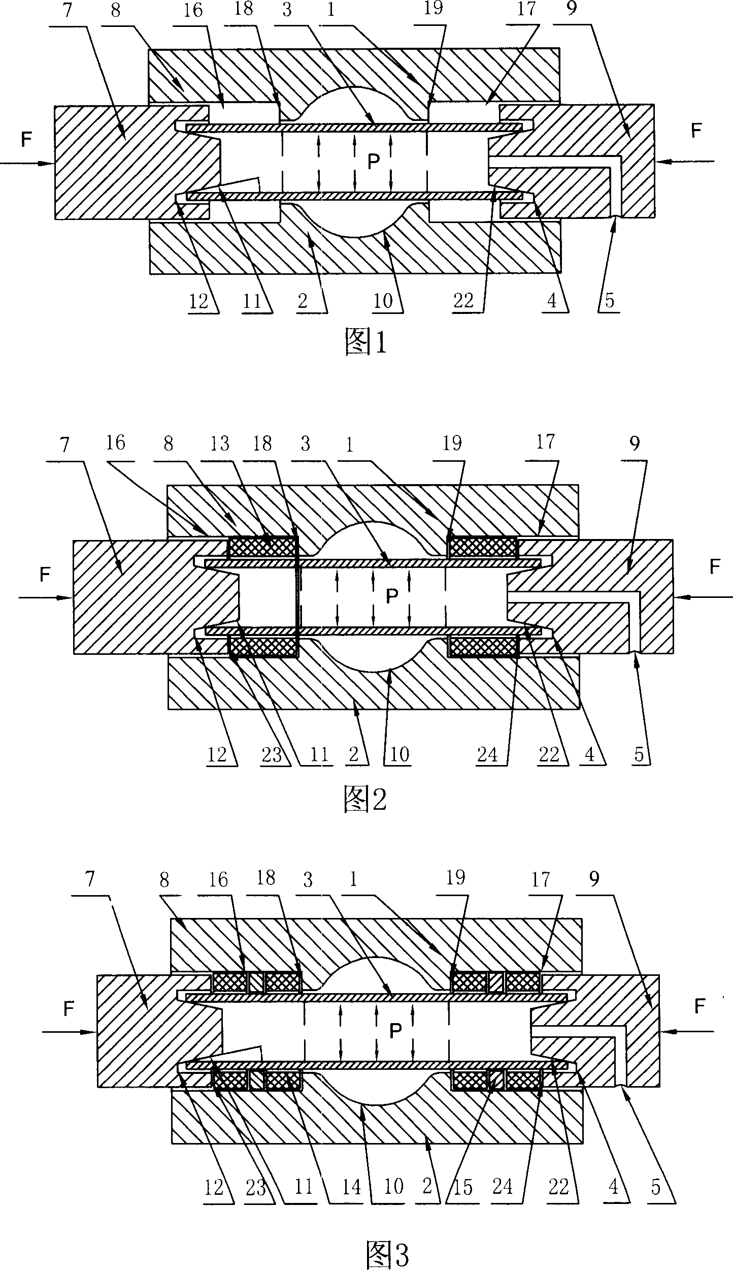 Device for reducing friction of guided region when forming high pressure in pipe