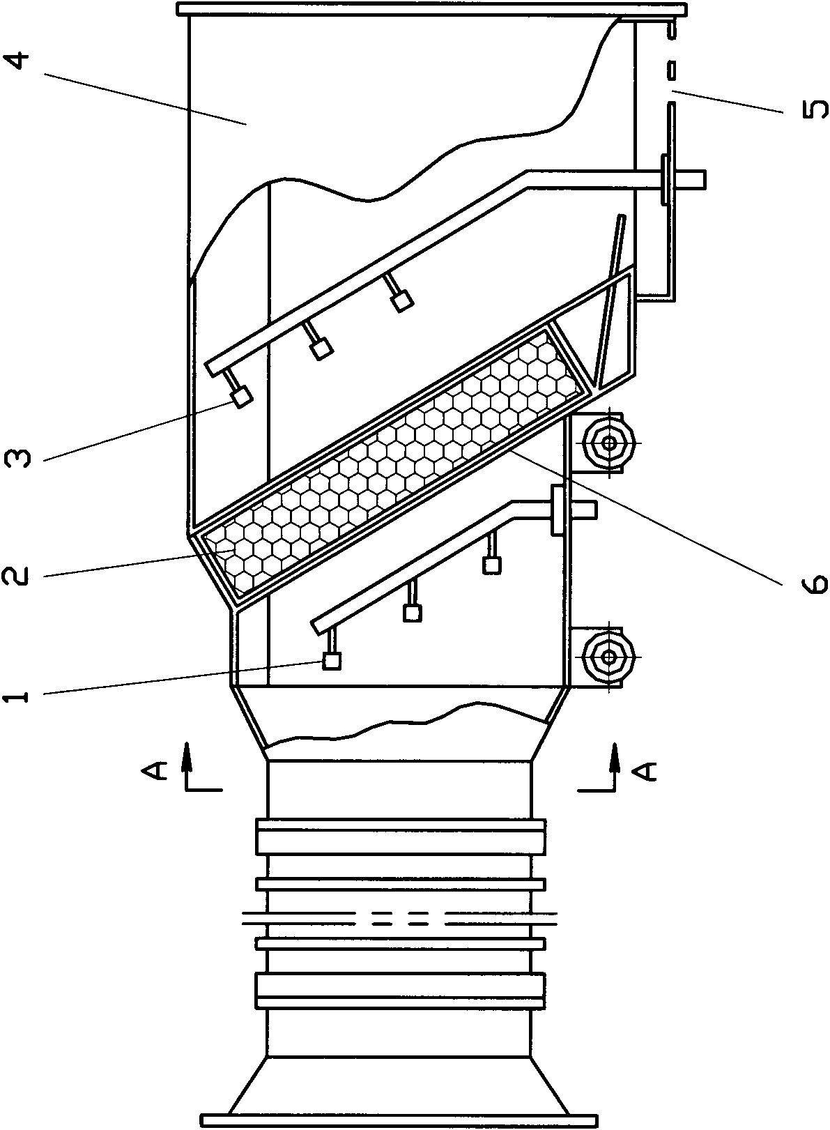 Mine dust removing device